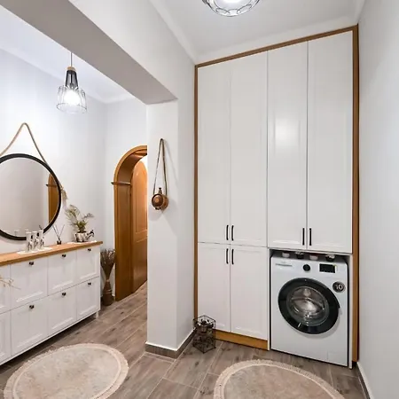 Appartement Egje Gjirokastër