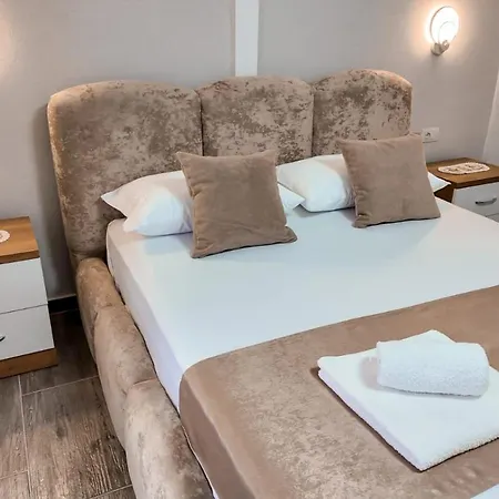 Egje Appartement Gjirokastër