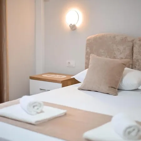 Egje 아파트 Gjirokastër