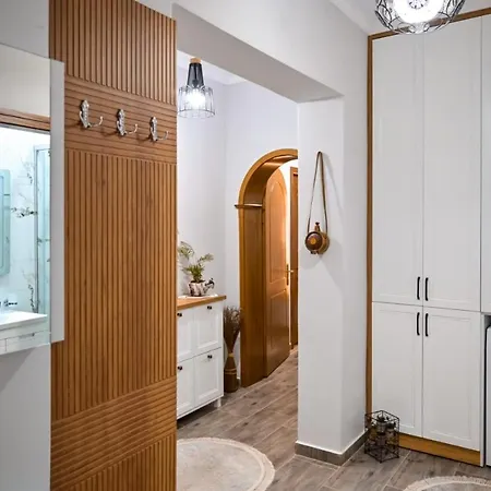 아파트 Egje Gjirokastër