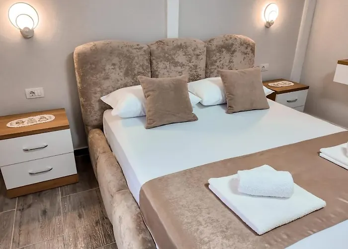 Egje Apartamento Gjirokastër